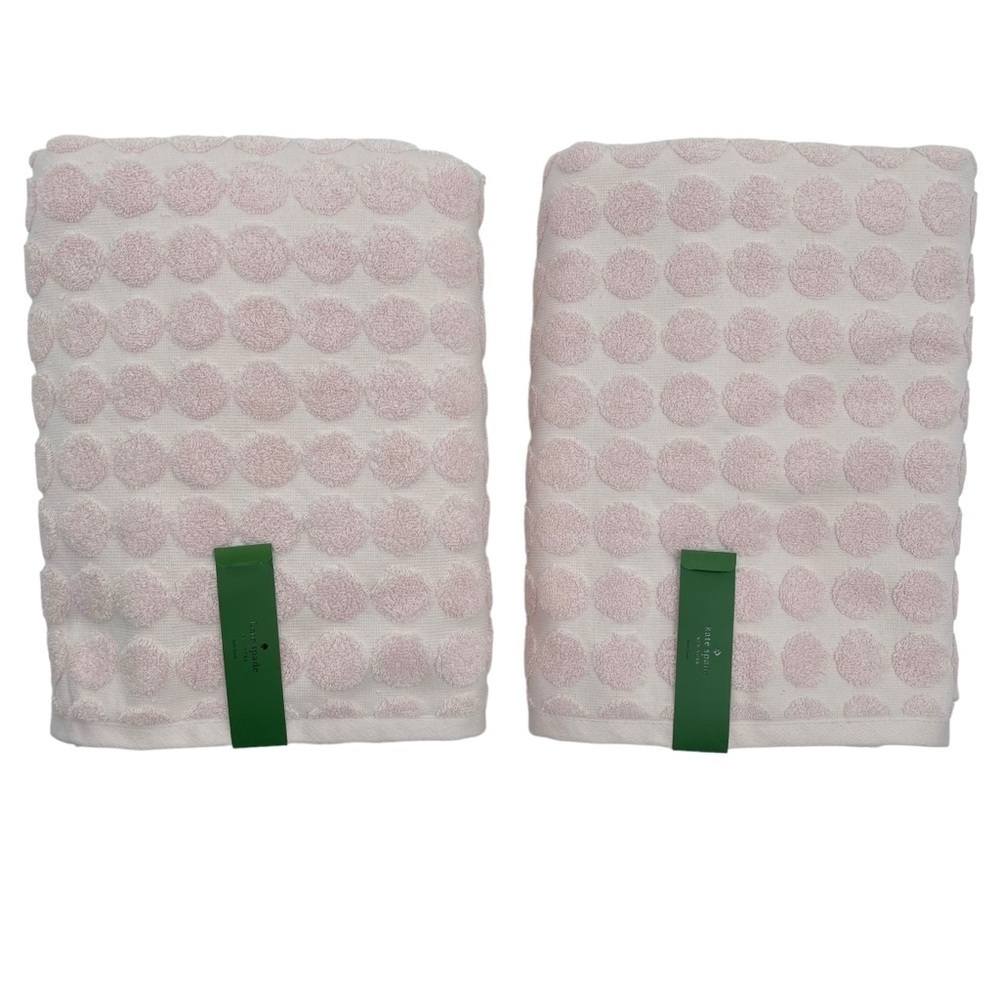 Kate Spade Set of 2 Ballet Pink reversible raised dot bath towels NWT